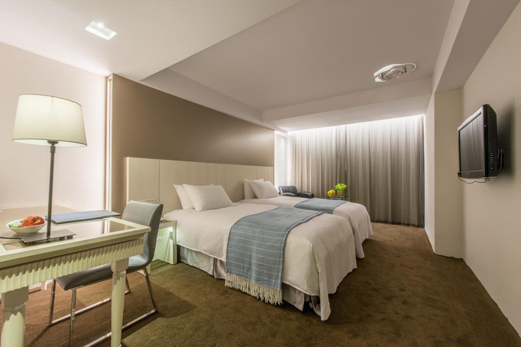 Forward Hotel Taipei Nangang Exterior photo