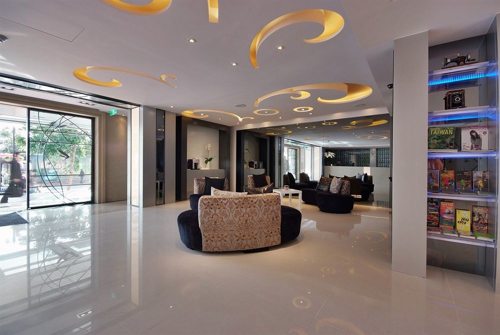 Forward Hotel Taipei Nangang Exterior photo